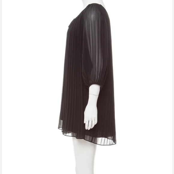 NWT DVF Keoni Dress Pleated Dress (6) - Picture 10 of 16